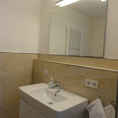 Daire 3 Haus Meeresblick Mit Meerblick A005 Mit Suedterrasse Und Strandkorb Baabe